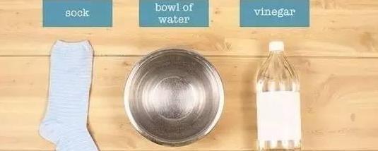 旧袜子这样一改造，你想不到有这么强的清洁能力