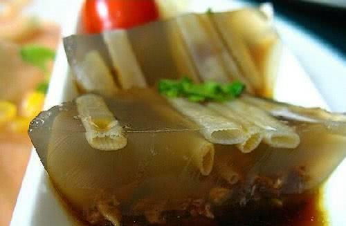 盘点那些年上铺室友的那些“土特产”，其中有种味道让人抓狂