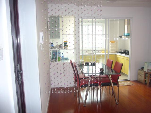 公婆花8万装修的新房,虽然衣柜有些土,不过还是很幸福!