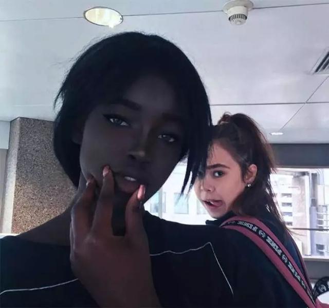非洲版“刘亦菲”：黑得一塌糊涂，却美得像颗珍珠