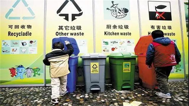 让日本人难受的垃圾分类，不得已发明可食用餐具，使用完直接吃掉