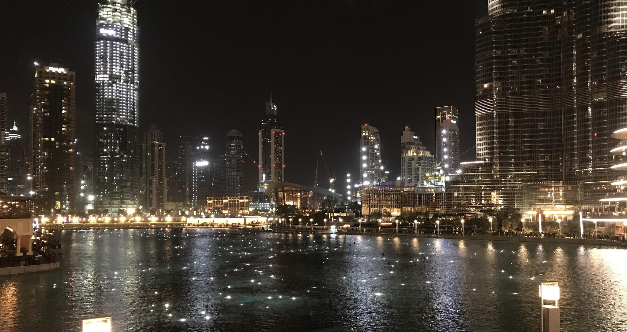 全球最大喷泉：耗资15亿可喷射8.3万升水，喷水高度堪比摩天大楼