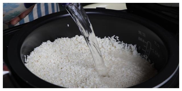 原来麦芽糖是这样做的，原料只有小麦和糯米，超简单想失败都难