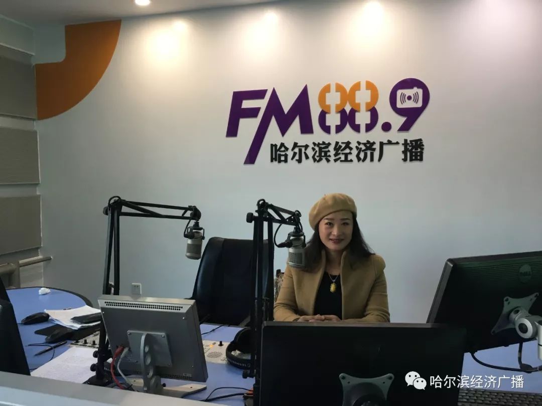 如何成为合格的礼仪主持人？！
