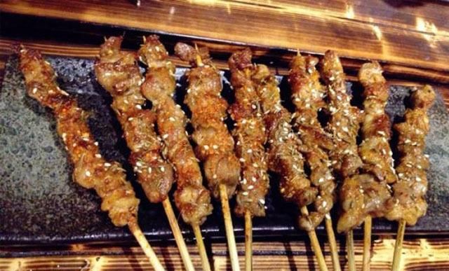 夜市吃烧烤，这3种肉最容易被“造假和替换”，吃时要慎重点了