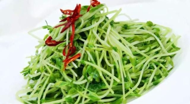 天冷干燥，女人多吃这菜，5元1斤，常吃皮肤水灵，白里透红