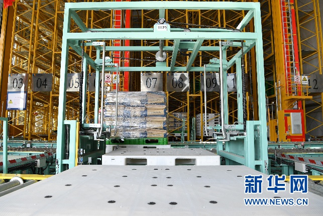 新疆中泰化学托克逊能化有限公司年产30万吨高性能树脂项目投产