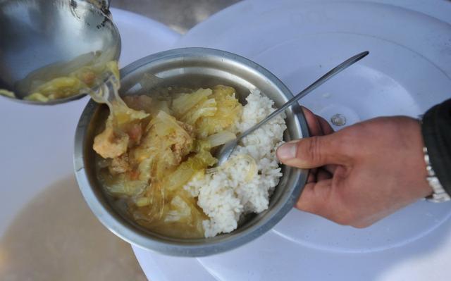 忠告：冬季干燥，3种食物要“隔离”，损伤脾胃，孩子不长个