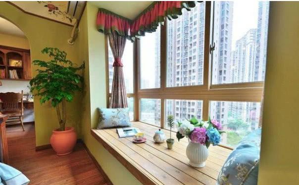 飘窗铺大理石太冰冷？现在都流行用“它”，防腐耐用更舒适