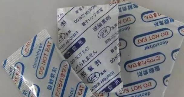 2岁女儿误吃干燥剂，妈妈的紧急处理方法，让医生都称赞