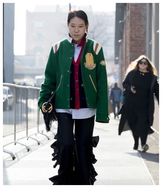 谁说针织开衫是衣柜里的龙套单品?针织开衫这样穿,优雅有气质