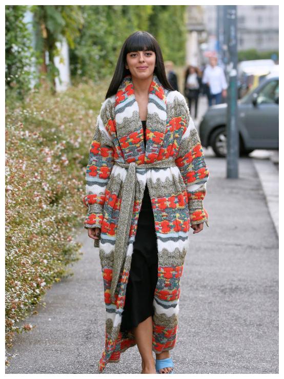 谁说针织开衫是衣柜里的龙套单品?针织开衫这样穿,优雅有气质