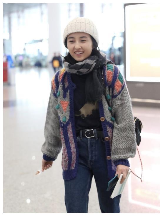 谁说针织开衫是衣柜里的龙套单品?针织开衫这样穿,优雅有气质