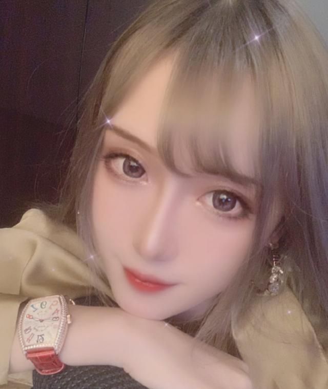 女主播都这么有钱?腐团儿晒出“天价”首饰