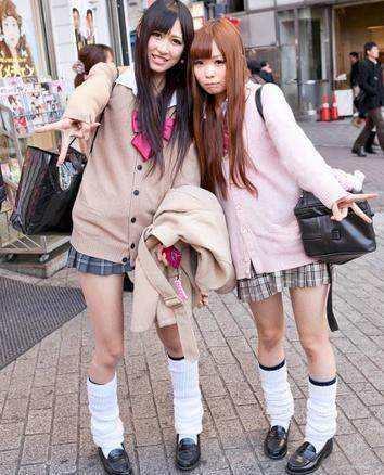 日本女孩穿的“奇怪”袜子叫啥, 为何许多人喜欢? 留学生透露实情