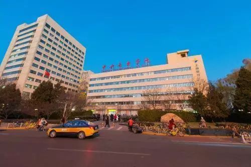 17岁惊叹欧洲，30岁成为全世界最伟大的钢琴家，他才不是你以为的郎朗