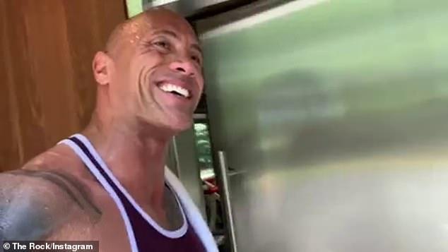 巨石强森乡下造健身房，造就硬汉身材除了汗水，还需要几十台器械