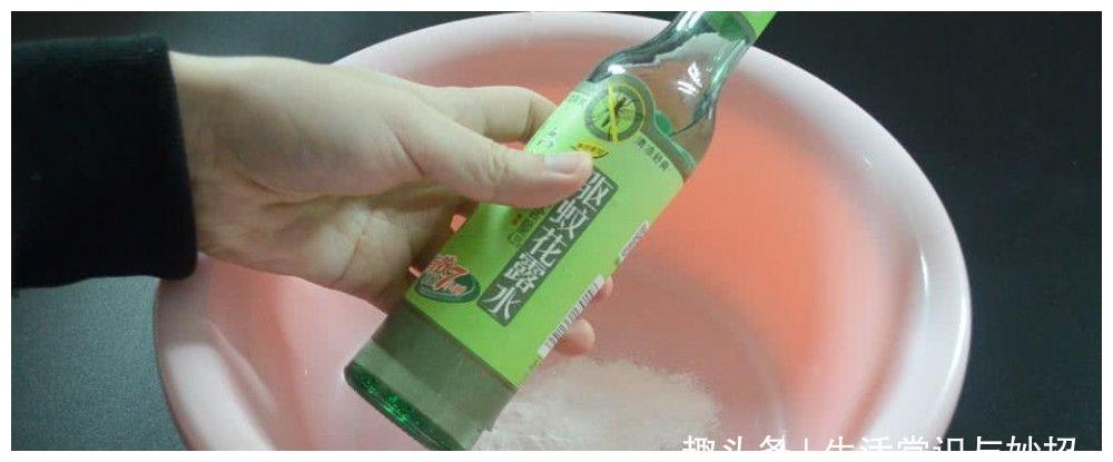毛巾用久了又脏又黄，清洁盆里滴点宝，毛巾洗完真干净