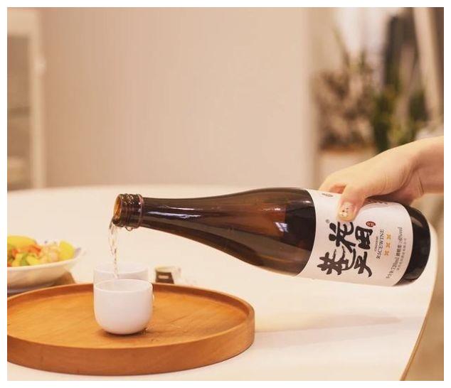 炸花生米是要靠窍门的