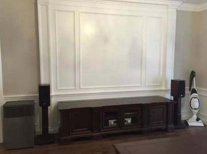 客厅别再装大理石电视墙了,有钱人都兴这种设计,懊悔知道晚了