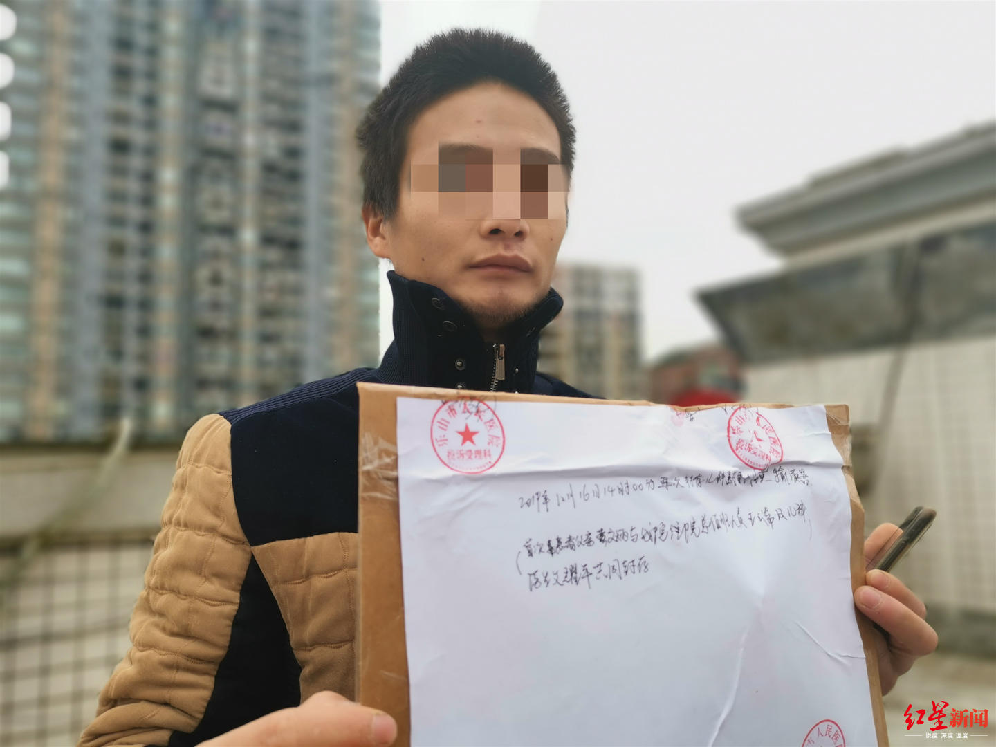 乐山3岁幼儿输液管疑发现虫，涉事厂家曾3次违法生产医疗器械被罚