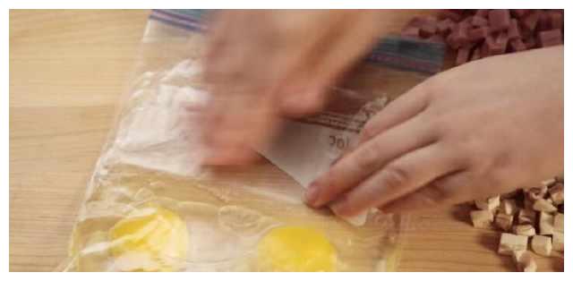 一个密封袋能做出这样美食 以后出门带上他 随时饿随时吃