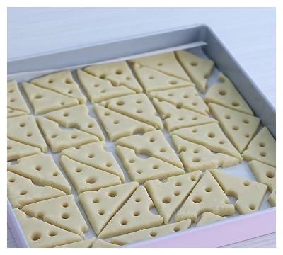 #快手又营养,我家的冬日必备菜品# 咸奶酪饼干