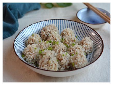 《珍珠肉丸子》这样的肉丸子真好吃，不煎不炸，怎么吃都不腻！