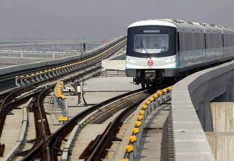 世界上地铁线路最长的的城市:16条线路,一年载37亿人