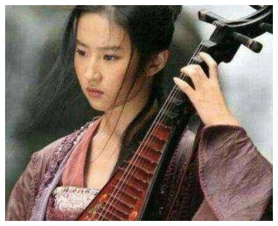 刘诗诗郑爽杨颖关之琳刘亦菲蒋勤勤，古装美女弹乐器谁更经典？