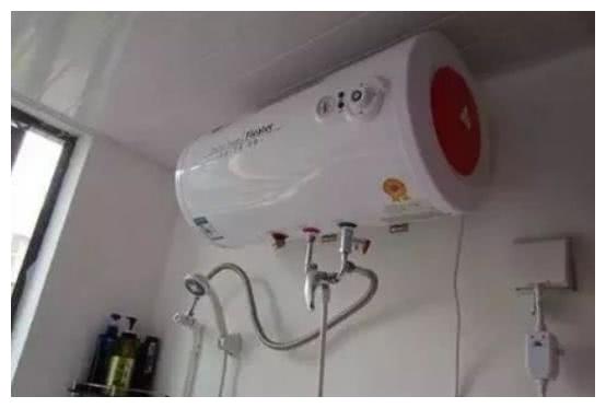 卫生间热水器能不能24小时不关？庆幸电工师傅提醒，再也不用担心