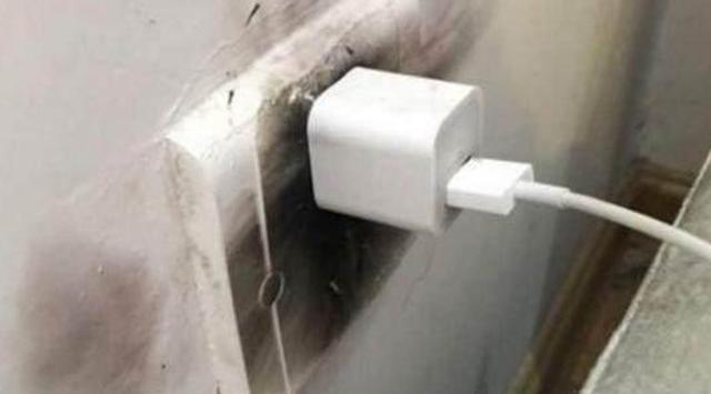 装修时候脑子进水了！选了这种插座，被黑电工坑惨了！