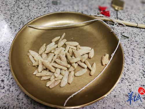 学一招最简单有效的脾胃养护法,用它泡水喝!