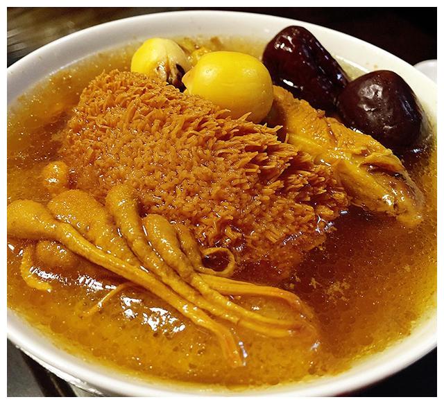 农村不屑吃，城里人想吃都嫌贵，这农家特产来头还真是不一般