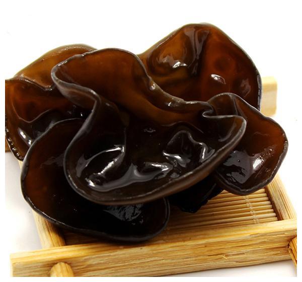 农村不屑吃，城里人想吃都嫌贵，这农家特产来头还真是不一般