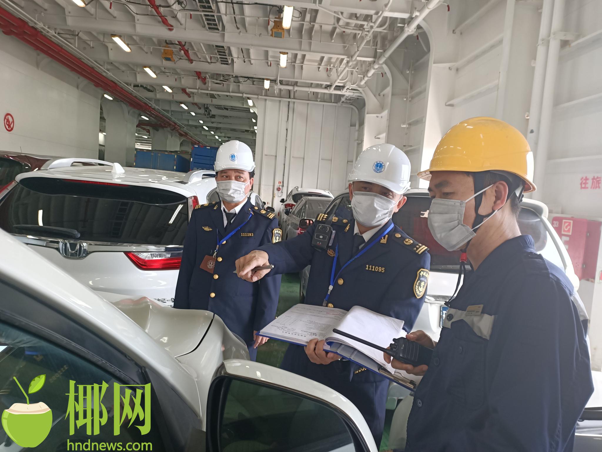 海口海事加强联防联控 优先安排载运疫情防控人员和防治药品、器械车辆过海