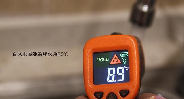 科技潮品，向美而生！万家乐天工白玉燃气热水器深度评测
