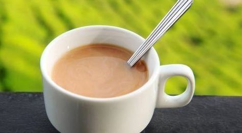 三种原料做出焦糖奶茶,味道比奶茶店都正宗,重点是成本太低