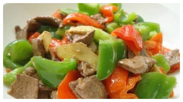 精选美食：鲜蘑菇炖豆腐，酱烧小土豆，肉末炖宽粉，辣椒炒猪肝