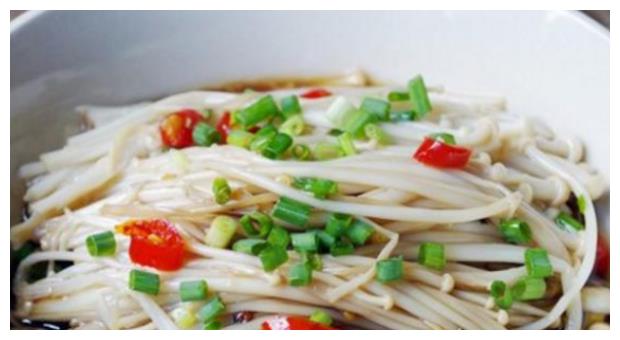 精选美食：炒肉渍菜粉，辣拌金针菇，牙签牛肉，红腐乳五花肉做法