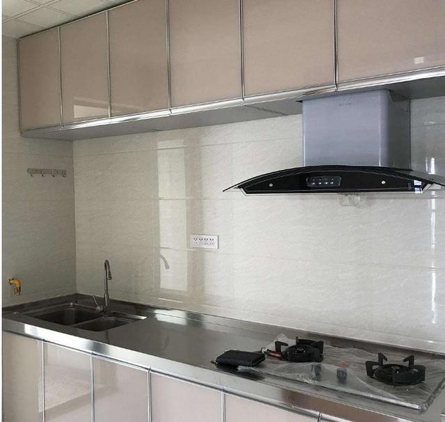 厨房东西安装不对,影响使用和方便性,尤其这2种息息相关的东西