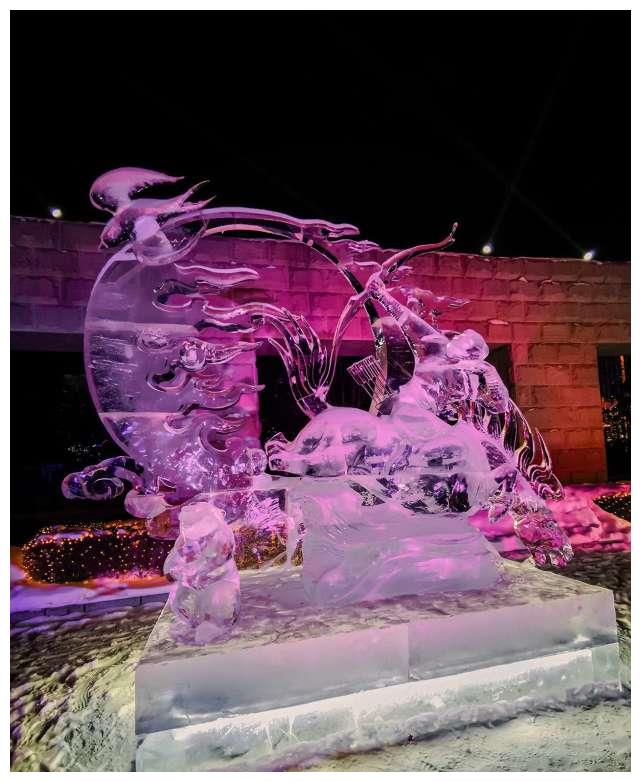 长春世界雕塑园冰雪灯光秀
