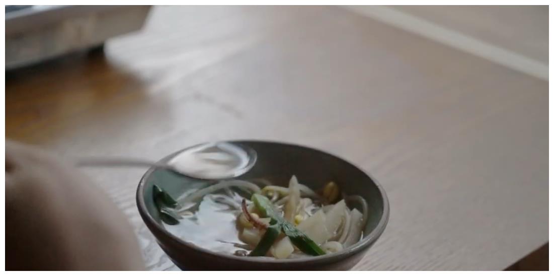 冬日简易韩式汤品｜鱿鱼大豆芽汤