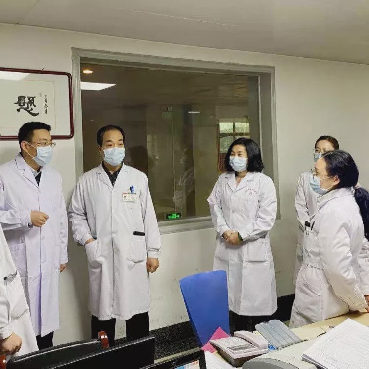 河北中医肝病医院为患者构筑起守护生命健康的钢铁长城！
