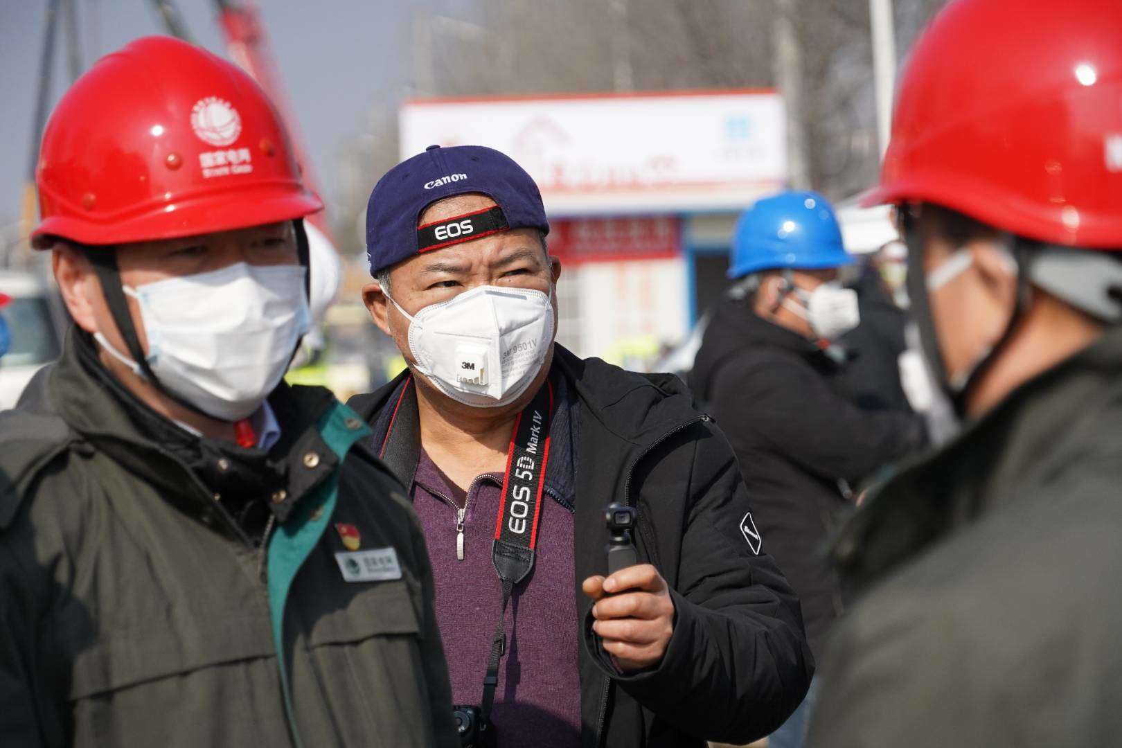 58岁“硬核”党员：送电工地“奔跑”，小伙都跟不上
