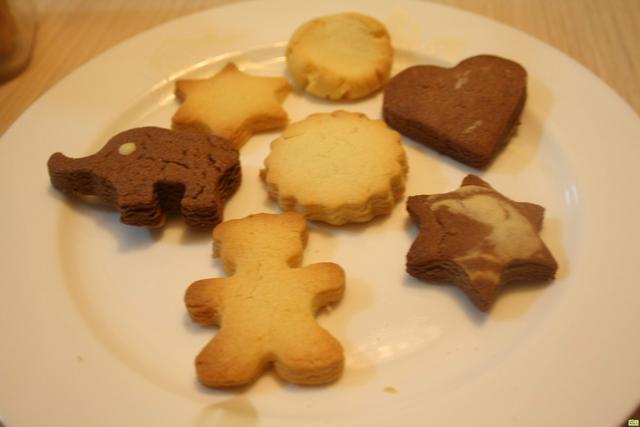 趣味测试：四款饼干哪个会当礼物送人，测测你近期的投资理财运势