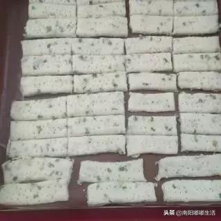 6款咸香味饼干，酥脆不腻口，越嚼越香的味道