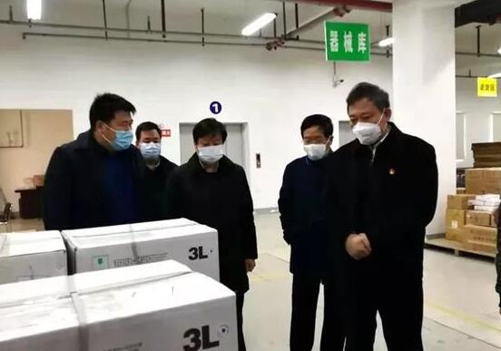 南阳市领导检查疫情防控药品与医疗器械供应和质量安全情况