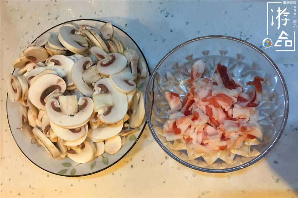 炒蘑菇到底要不要焯水？大豆输入都做错了，这种方法让鲜嫩加倍