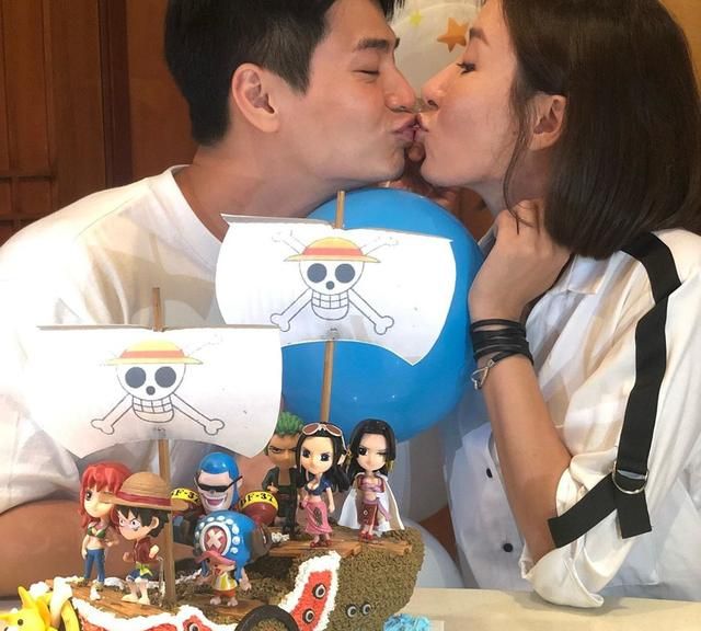 TVB视后杨怡宣布怀孕喜讯：我们之间将会加入一颗小电灯泡